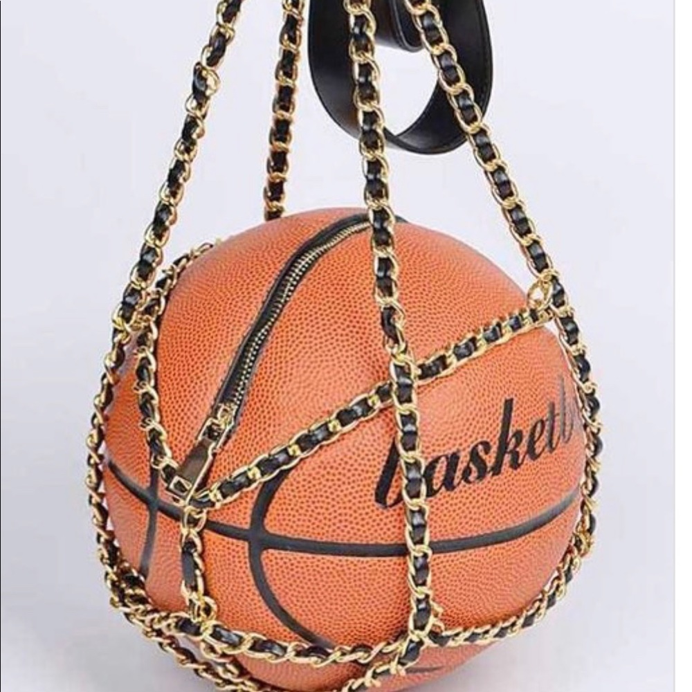 B-BALL! - Picture 3 of 6